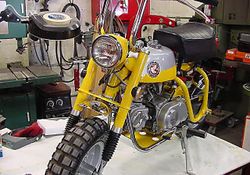 1969-Honda-Z50AK0-Yellow-1.jpg