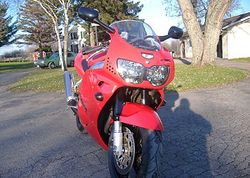 1997-Honda-CBR900RR-Red-4539-1.jpg
