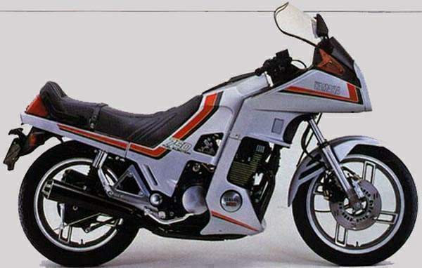 Yamaha XJ750D