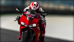 Ducati-899-panigale-2015-2015-1.jpg