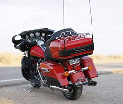 Harley-Electra-Glide-Ultra-Limited-10--1.jpg