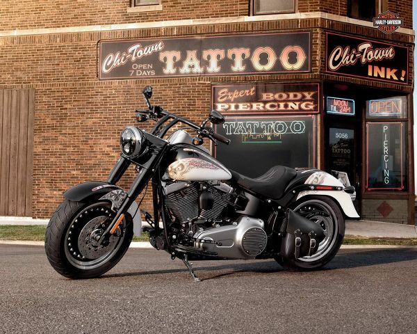 Harley-Davidson FLSTFB Softail Fat Boy Lo Special UK Model