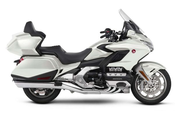 Honda GLX1800 Gold Wing Tour / Automatic DCT