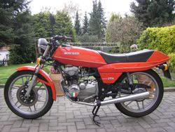 Moto-guzzi-254-1977-1977-1.jpg