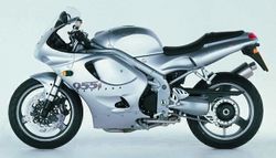 Triumph-daytona-995i-1998-1998-1.jpg