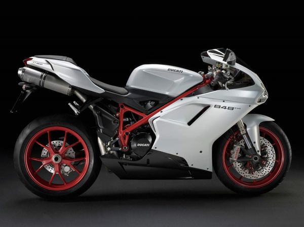 2014 Ducati 848 EVO