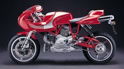 Ducati-900mhe-2000-2002-0.jpg