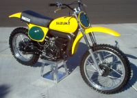 1977-Suzuki-RM250B-Yellow-6263-0.jpg