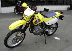 2006-Suzuki-DR650SE-Yellow-0.jpg