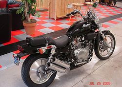 1988-Honda-VF750C-Black-0.jpg
