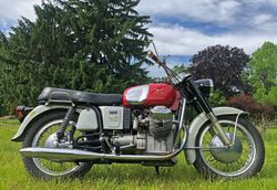 1968-moto-guzzi-v700-1969-v700-2.jpg