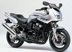 Yamaha-fz-400-fazer-2-1997-1999-2.jpg