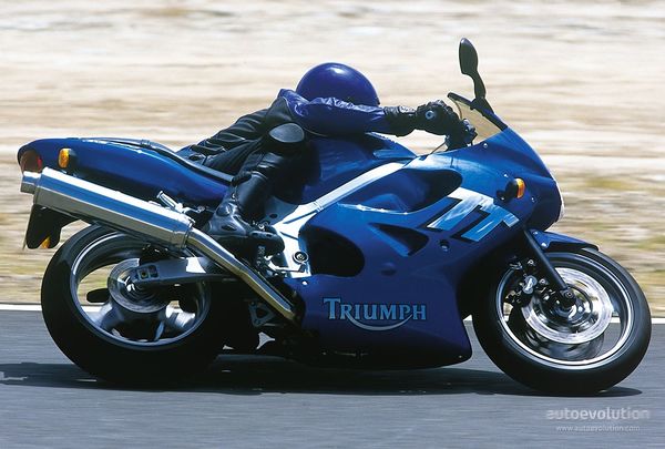 2000 - 2003 Triumph TT 600