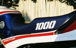 1984-Honda-VF1000F-Blue152-0.jpg