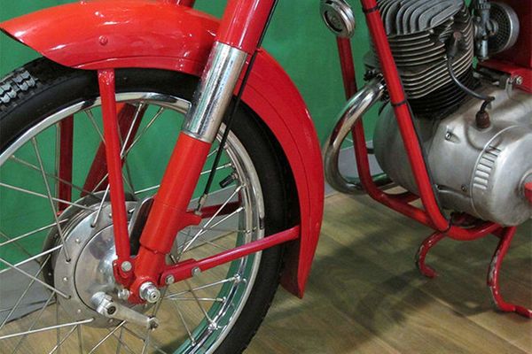 1956 - 1960 Ducati 125 T