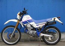 Yamaha-xt225-2002-2002-0.jpg
