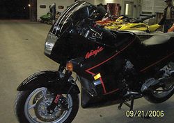 1988-Kawasaki-zx750-f2-Black-6.jpg