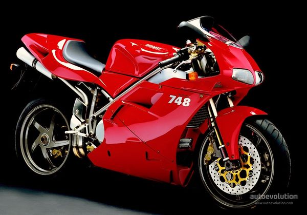 1995 - 1999 Ducati 748