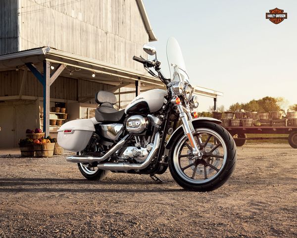 2013 Harley Davidson Superlow