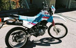 1991-Yamaha-XT350-WhiteBlue-1.jpg