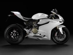 Ducati-1199-panigale-2013-2013-1.jpg