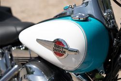 Harley-davidson-heritage-softail-classic-3-2016-2016-4.jpg