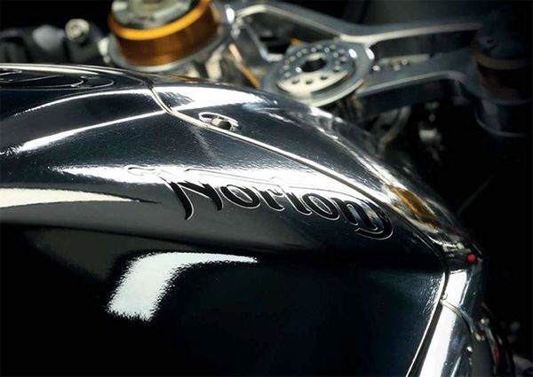 Norton V4 RR & SS