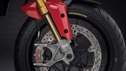Ducati-1260s-pikes-peak-2018-0.jpg