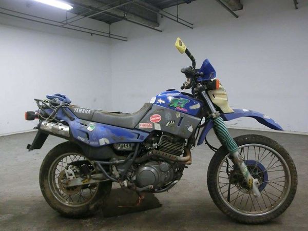 Yamaha XT400E Artesia