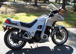 1982-Yamaha-XJ650L-Silver-3412-0.jpg