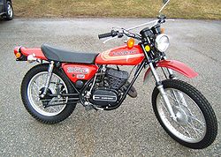 1973-Kawasaki-F11-Red-8796-0.jpg