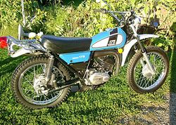 1975-Yamaha-DT3-Blue-3.jpg