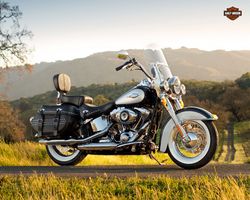 Harley-davidson-heritage-softail-classic-3-2013-2013-0.jpg