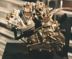 1965-Honda-RC115-engine.jpg