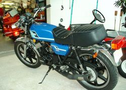 1977-Yamaha-RD400-Blue-4900-3.jpg