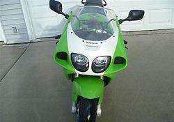 1997-Kawasaki-ZX750-P2-Green-1.jpg