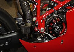 2005-Ducati-999R-Red-7760-0.jpg