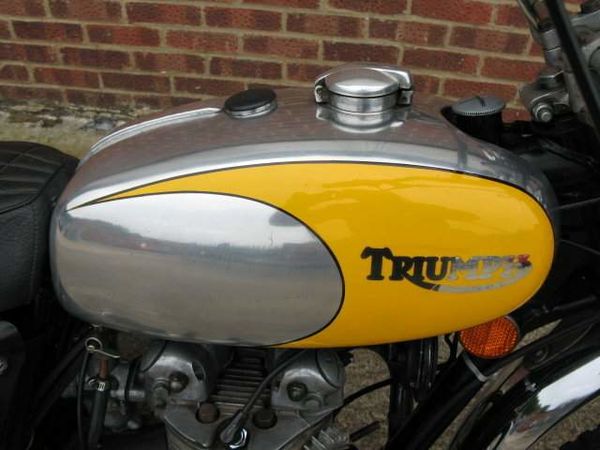 Triumph TR 5T500 Trophy Trail