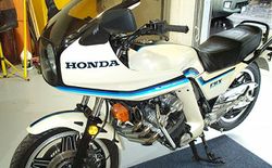 1982-Honda-CBX-WhiteBlue-1.jpg