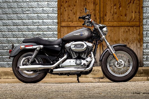 2016 Harley Davidson 1200 Custom