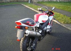 1999-Yamaha-R7-OWO2-Red-White-4879-3.jpg