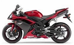 2007-Yamaha-R1-in-Candy-Red-right-side.jpg