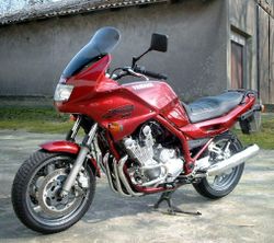Yamaha-xj-900-s-diversion-2-1994-1998-4.jpg