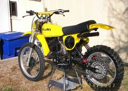 1976-Suzuki-RM370A-Yellow-3237-3.jpg