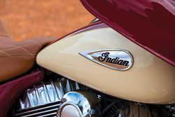 Indian-roadmaster-classic4.jpg