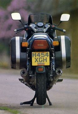 Yamaha-XJ900F-85--2.jpg