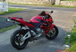 2003-Honda-CBR600RR-Red-2.jpg