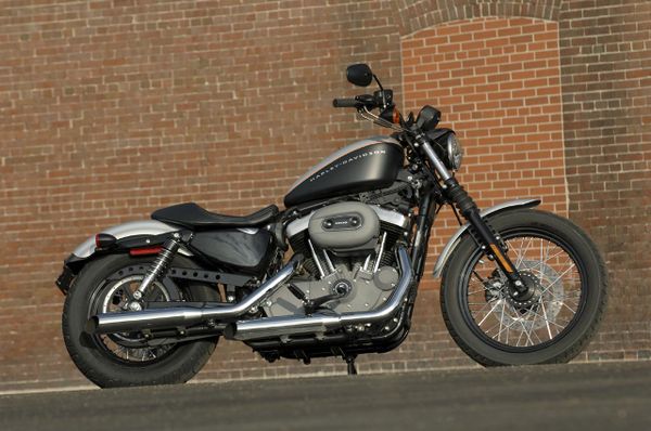 2007 Harley Davidson 1200 Nightster