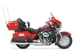 Harley-davidson-cvo-ultra-classic-electra-glide-2-2010-2010-2.jpg