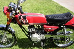 1975-Yamaha-RD60-Red-4.jpg